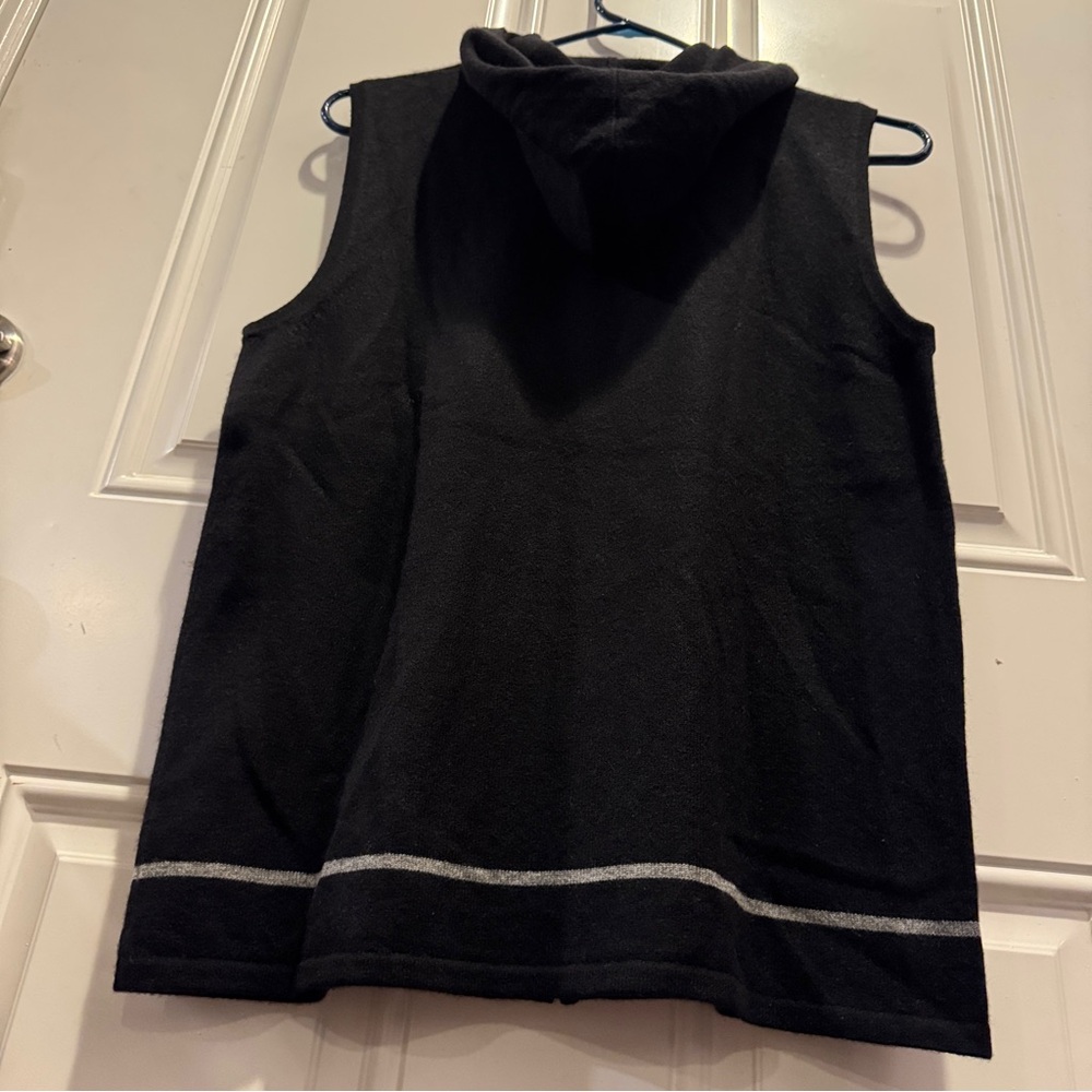 RARE Neiman Marcus Cashmere Black Hooded Zippered Vest 100% Cashmere Size L - Picture 11 of 11
